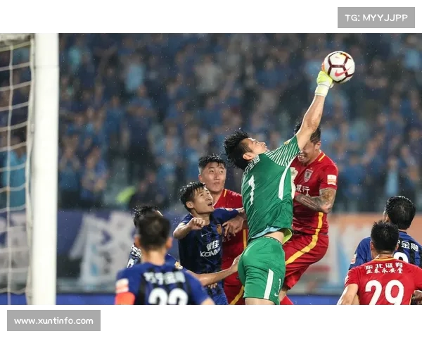 中超:江苏苏宁与武汉三镇展开焦点之战 中超:江苏苏宁与武汉三镇展开焦点之战