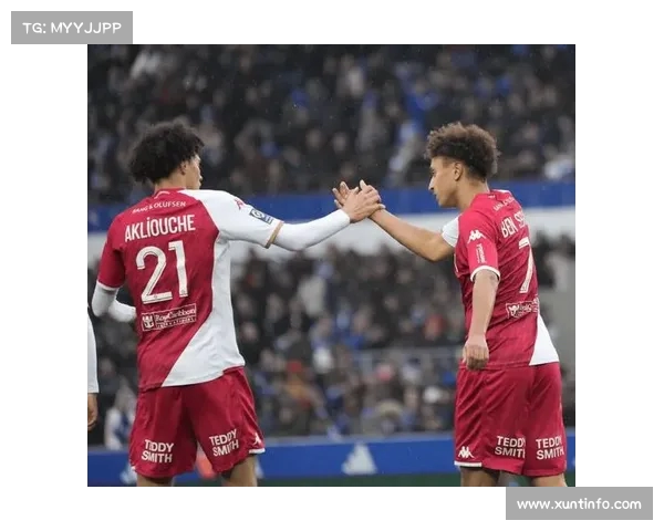 法甲第轮:雷恩新赛季表现亮眼,力压劲敌 法甲第轮:雷恩新赛季表现亮眼,力压劲敌