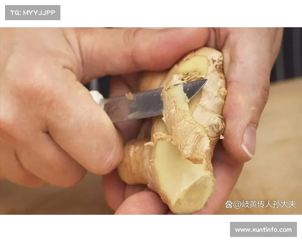 每晚抹脚底，月后湿气寒气全走，睡眠问题迎刃而解(每晚脚底抹生姜有啥好处)