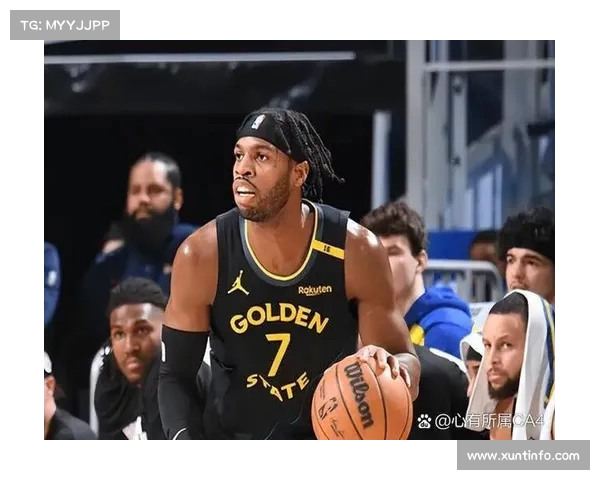 勇士队三分火力全开,展现冠军本色 勇士队三分火力全开,展现冠军本色